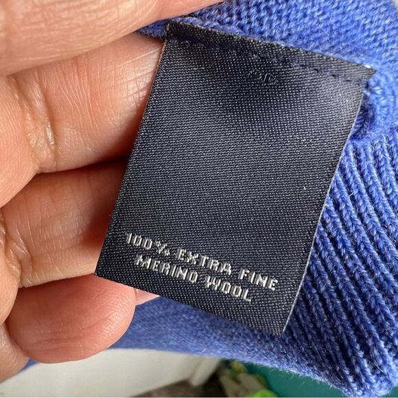 HART ACHAFFNER MARX merino wool V neck vest - Picture 4 of 4